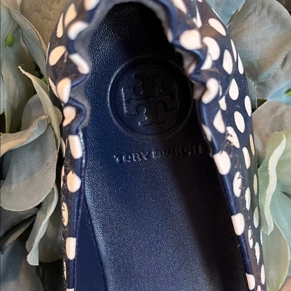 Tory Burch Minnie Travel Ballet with logo Napa leather Polka Dot Flats - Picture 5 of 16